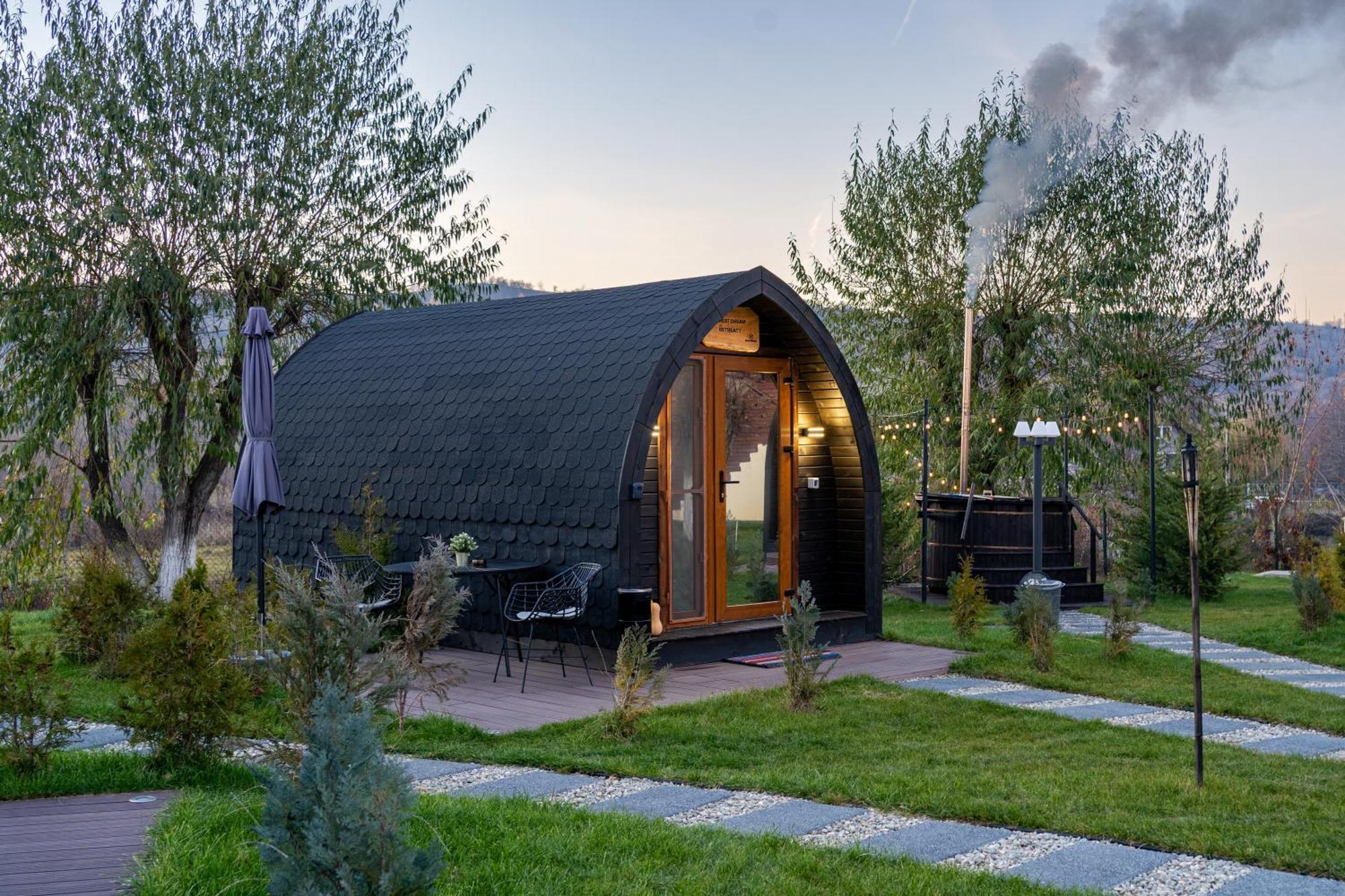 Glamp In Style Pods Resort Бран Экстерьер фото